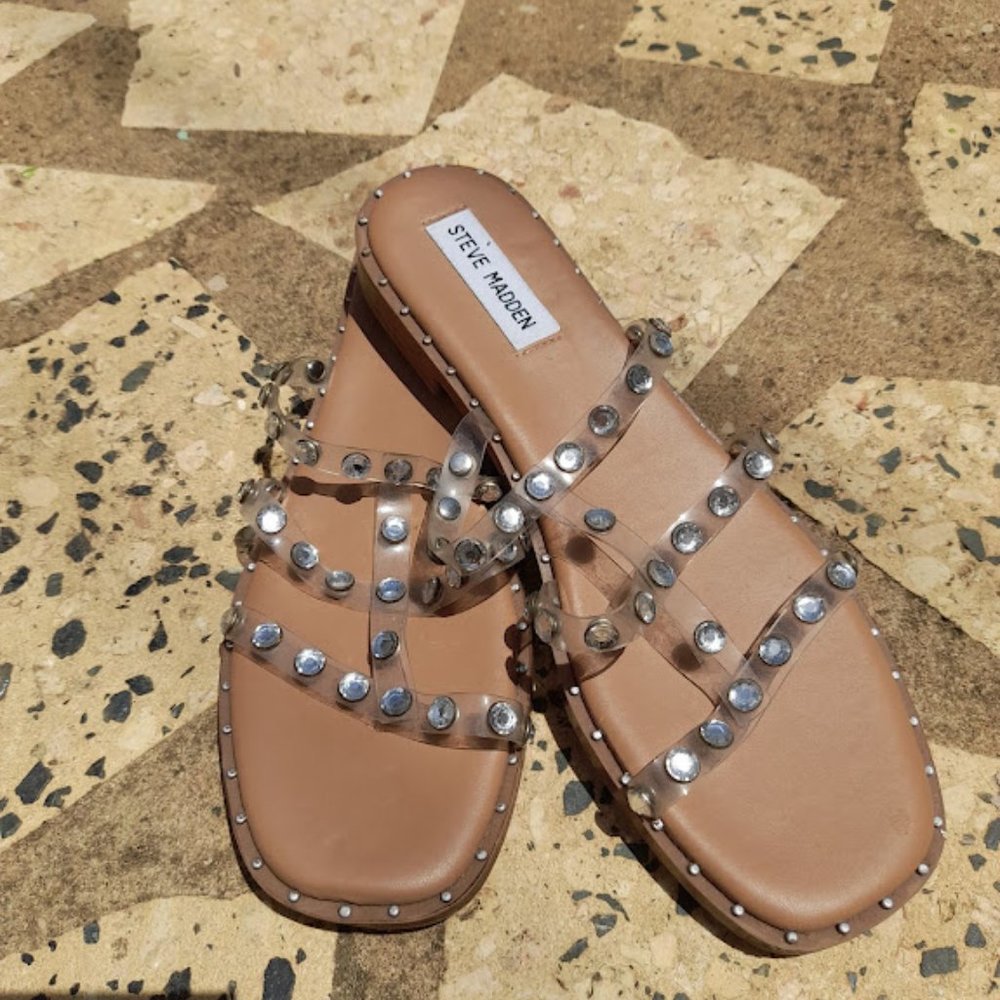 sandal - Picture 2 of 3